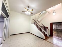 Changi South Avenue 1 (D16), Terrace #552698611